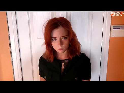❤️ Varnostnik kaznuje lepo žensko za krajo v trgovini - sperma v ustih ️❌ Anal video na sl.pornosexphoto.ru ❌